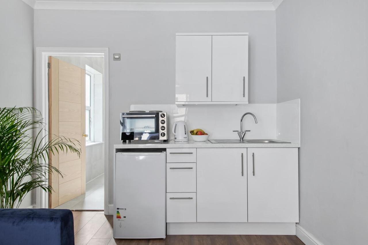 Stunning Studio Flat With Free On-Street Parking! Plumstead  Εξωτερικό φωτογραφία